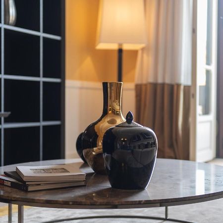 Palazzo Nana Suites & Apartments Νάπολη Εξωτερικό φωτογραφία