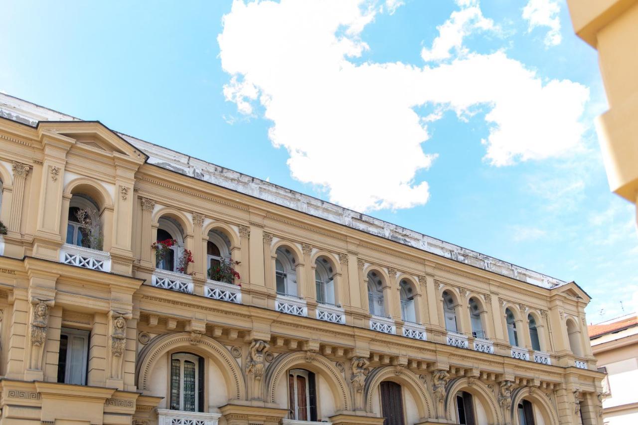 Palazzo Nana Suites & Apartments Νάπολη Εξωτερικό φωτογραφία
