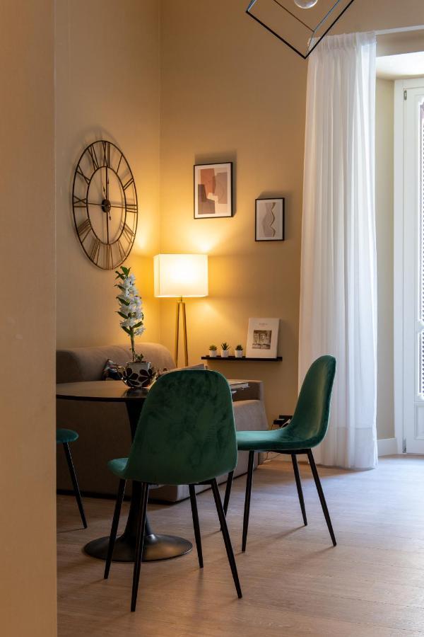 Palazzo Nana Suites & Apartments Νάπολη Εξωτερικό φωτογραφία