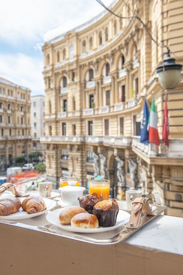 Palazzo Nana Suites & Apartments Νάπολη Εξωτερικό φωτογραφία