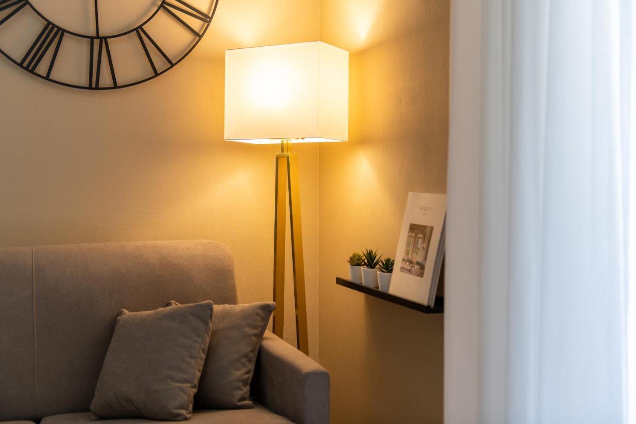 Palazzo Nana Suites & Apartments Νάπολη Εξωτερικό φωτογραφία